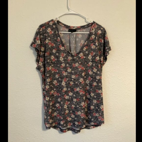 Bobeau brand size XXL Floral T-shirt - Picture 1 of 3